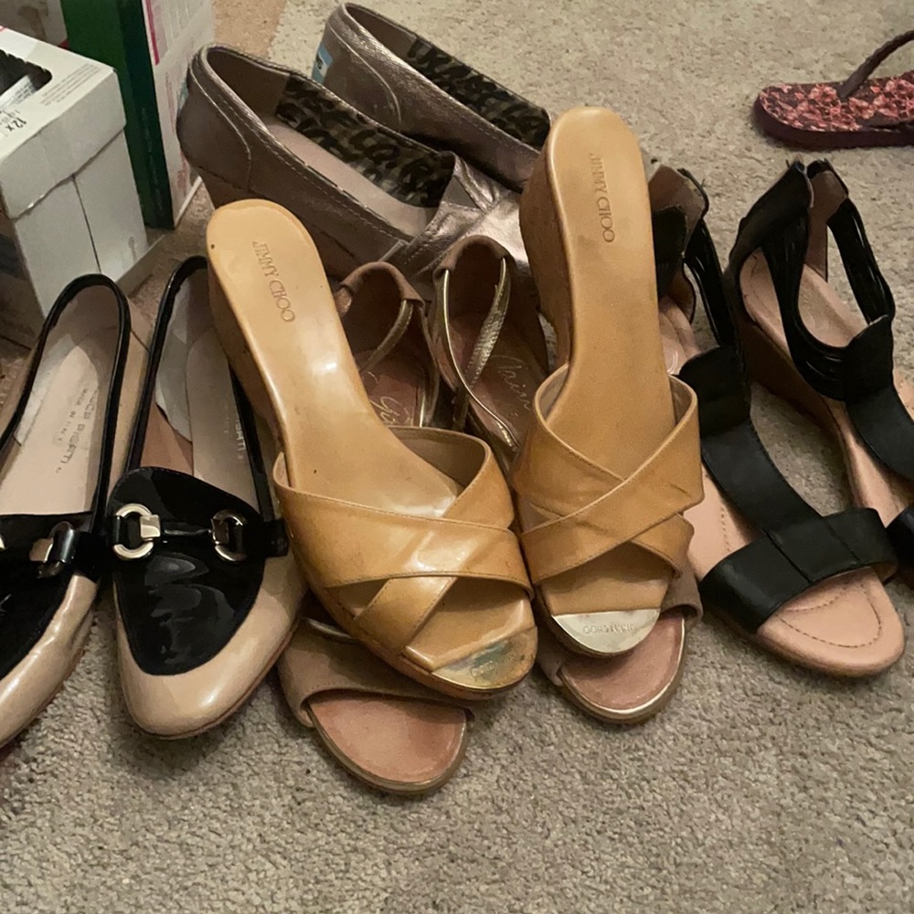 all size 9 good condition